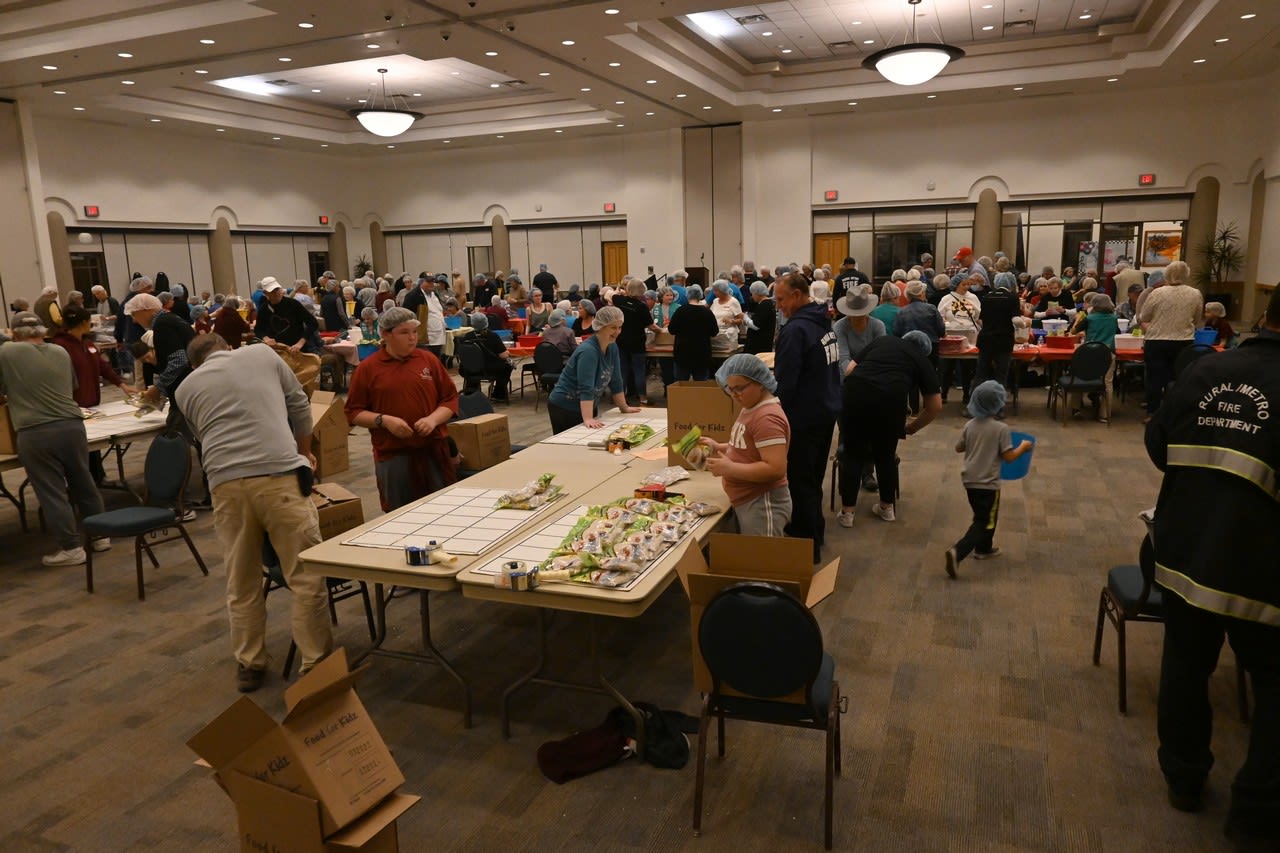 10th Fountain Hills Food For Kidz Foodpack