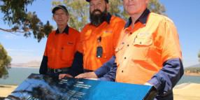 Signage commemorates Hume Dam anniversary