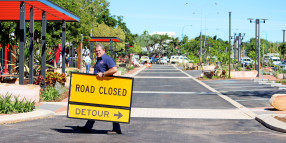 Beaches closed following jellyfish sting