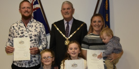 Outstanding citizens become Aussie Citizens