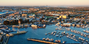 (26/9/2019) Working Fishing Boat Harbour vital to Fremantle