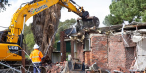 Farewell to old club house as golf course revamp gets underway