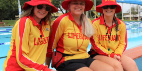 Apply now to become an outdoor swimming pool lifeguard