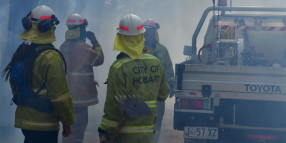 Ridgeway woodlands target of Hobart's first autumn burn