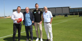 AFL Legend Kevin Sheedy tours Mildura Sporting Precinct