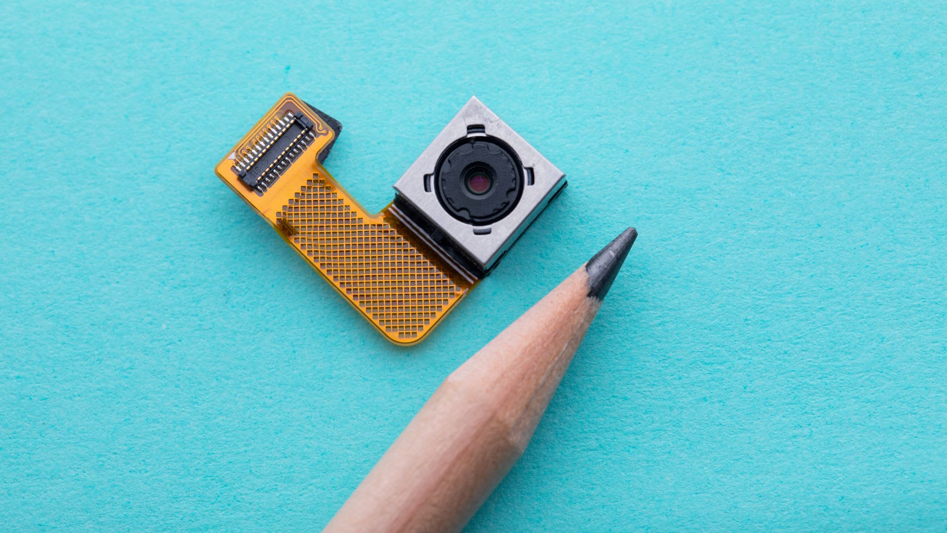 How to Find Hidden Cameras Guide to Safeguarding Your Privacy