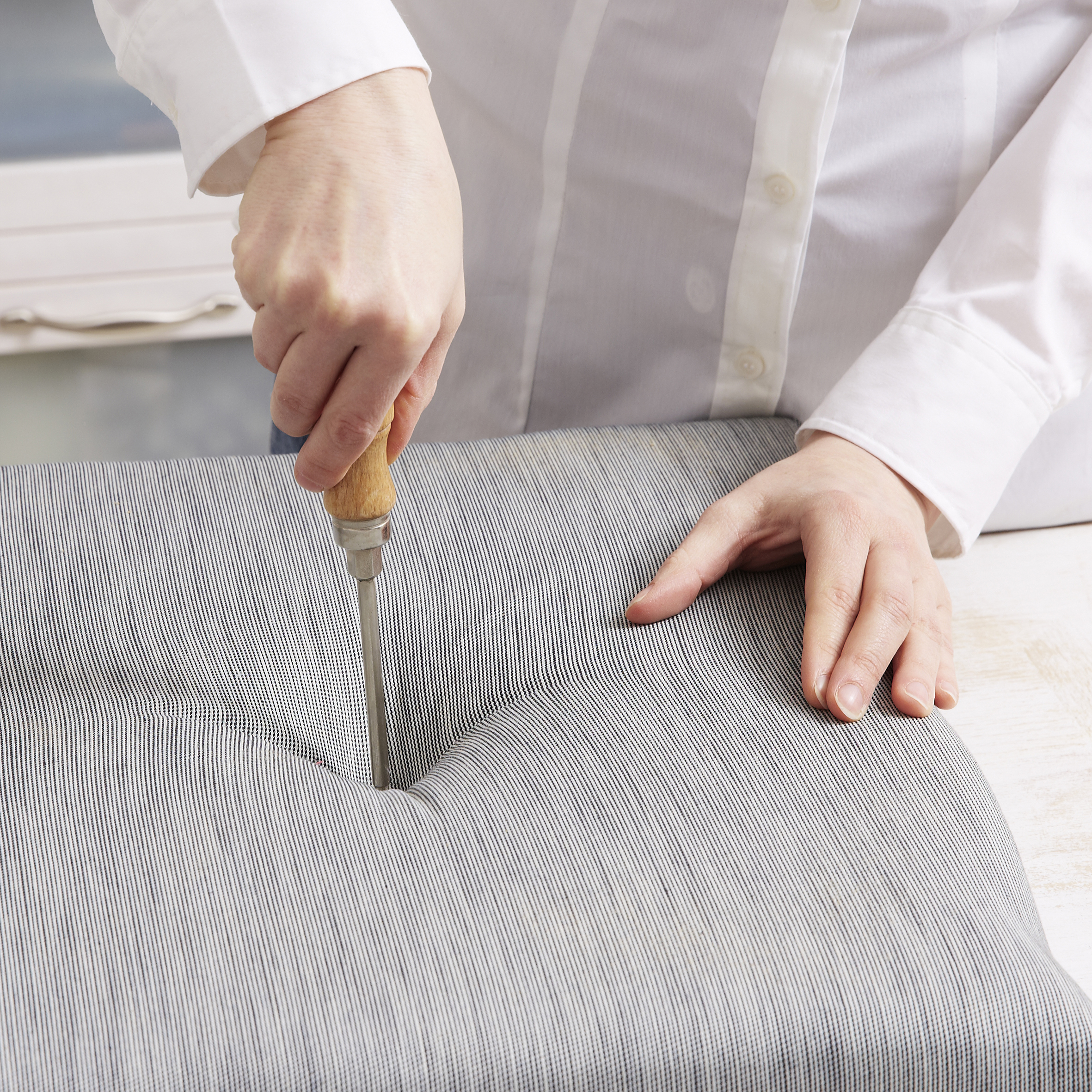 Dremel_Lounge-Chair_Step_05