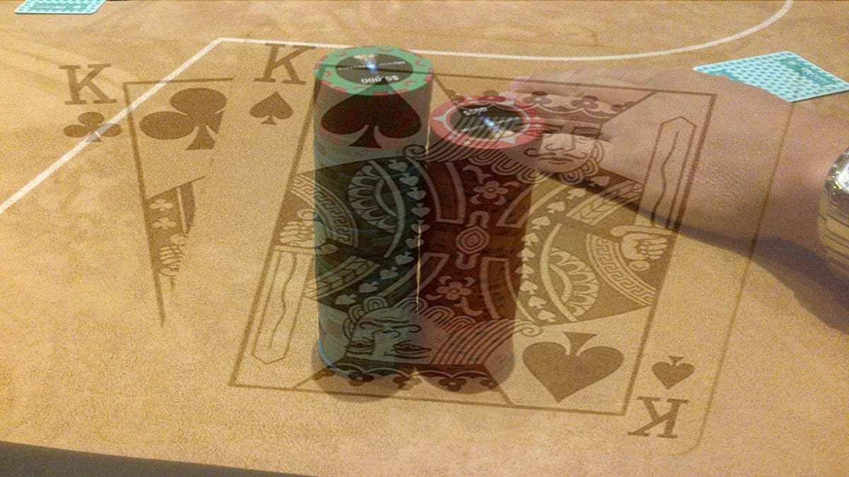 Pensar Poker: cómo jugar cartas premium en las primeras etapas de un MTT