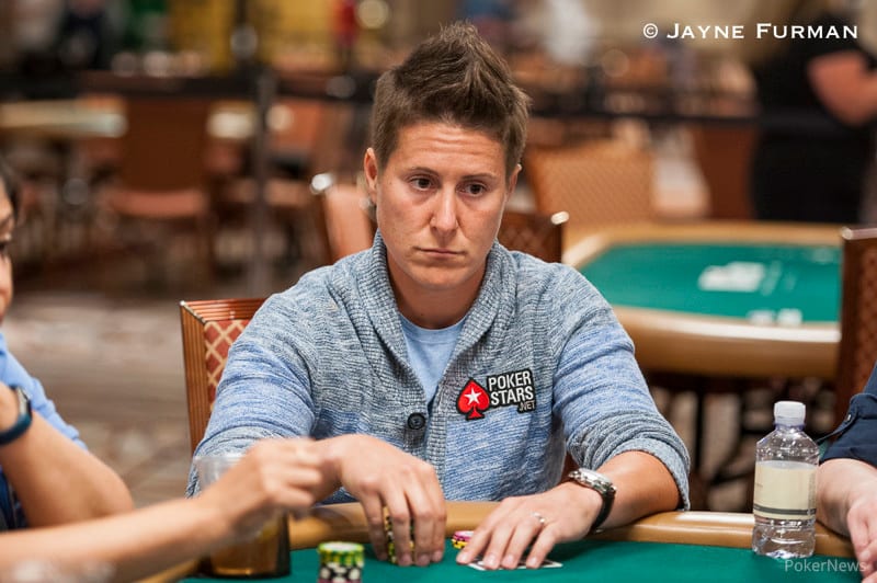 Selbst confirmó su retiro del poker profesional