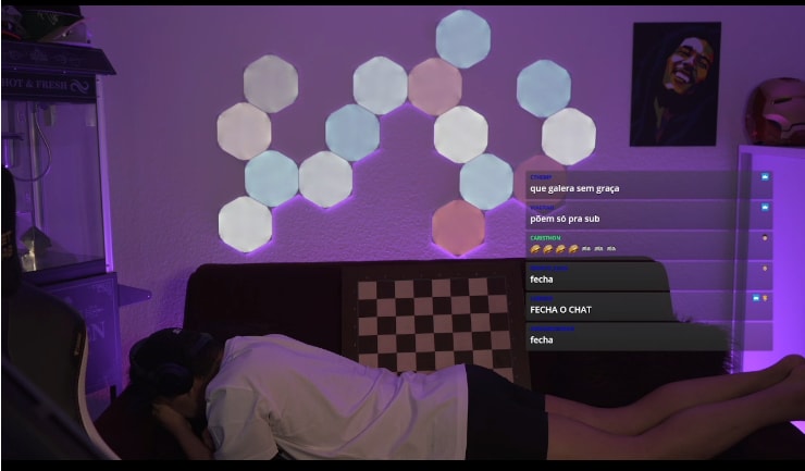 Horrible bad beat deja en el piso y sin brazalete a Mojave