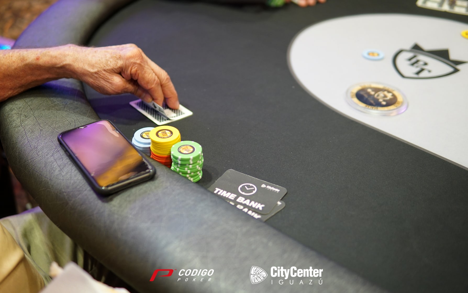 Grinder Report: toda la acción de los paños virtuales