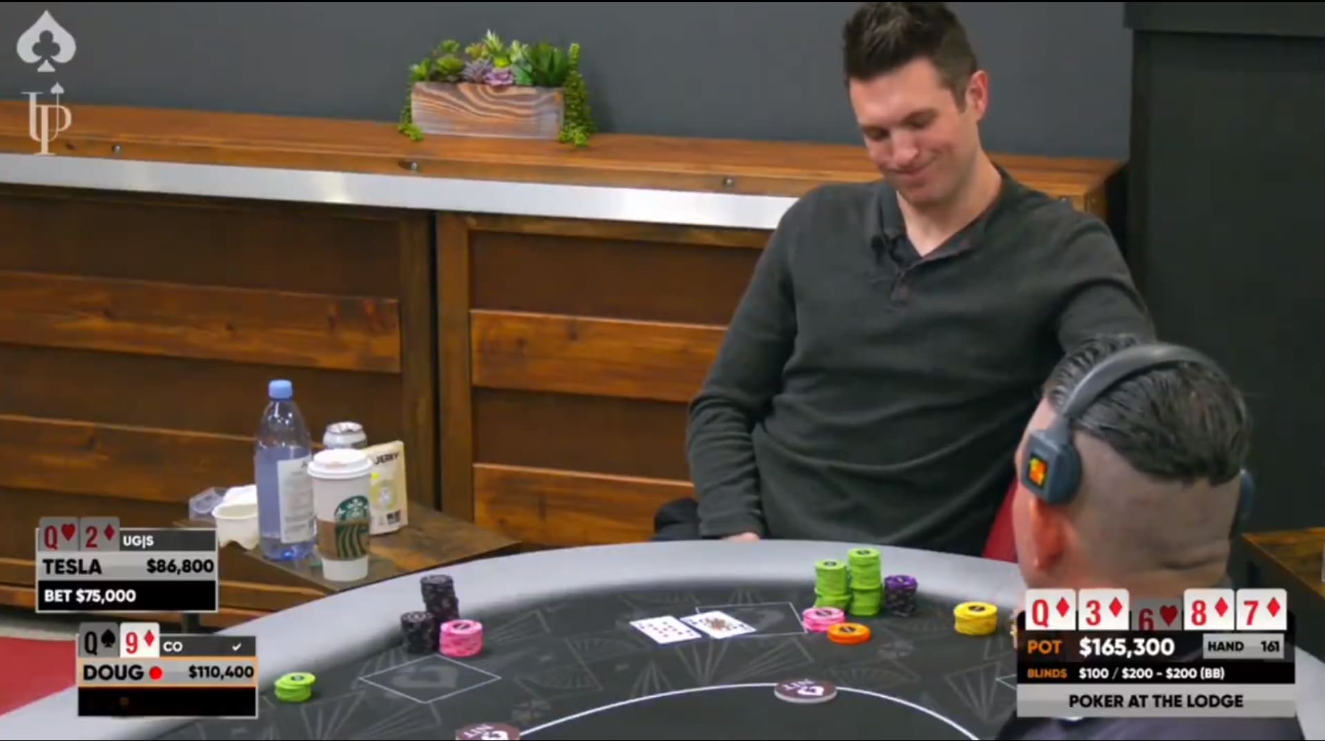 [VIDEO] Doug Polk sufrió un tremendo bluff en el patio de su casa