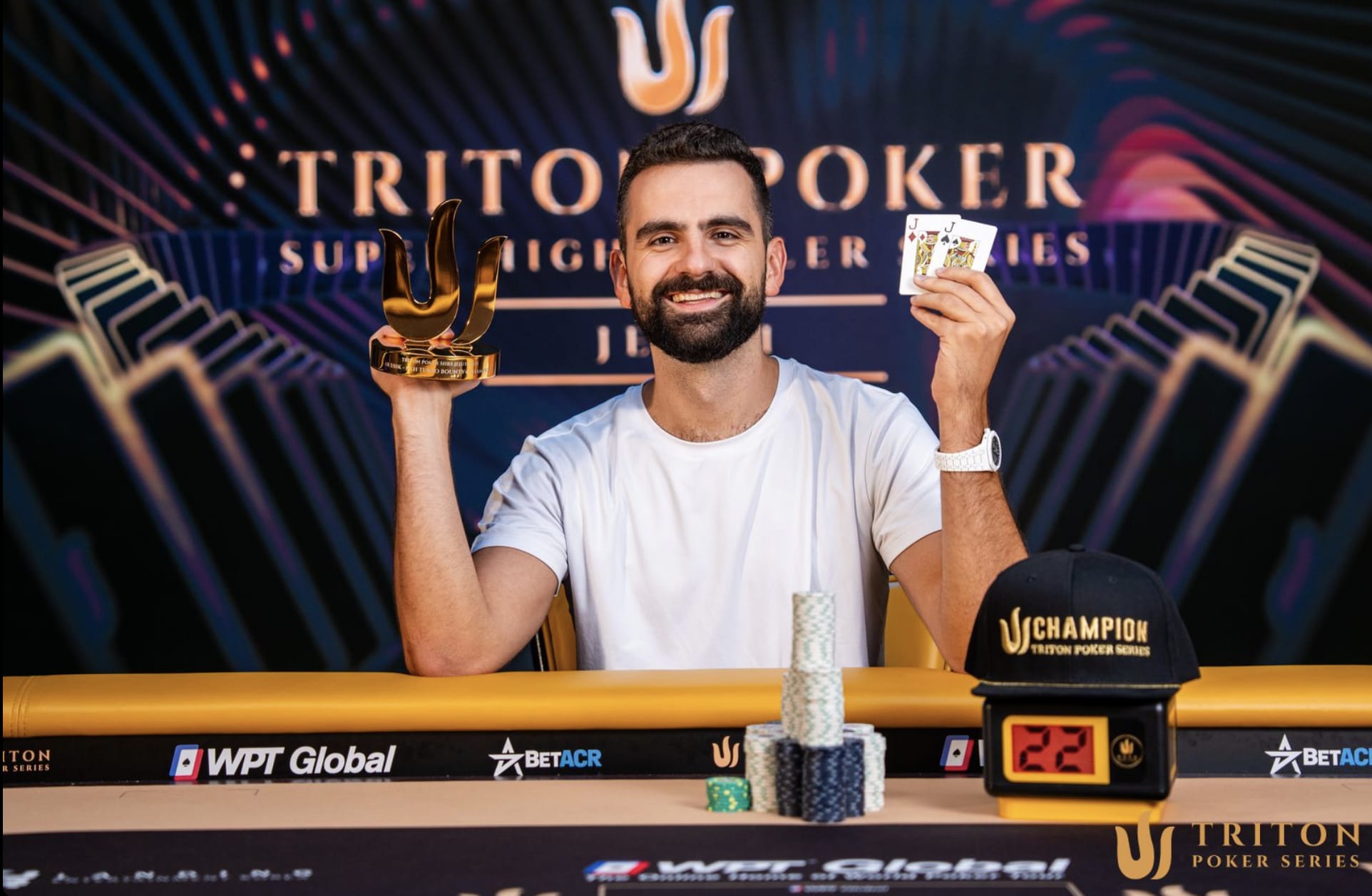 Aleksa Pavicevic lleva dos triunfos millonarios en dos torneos en la Triton Series