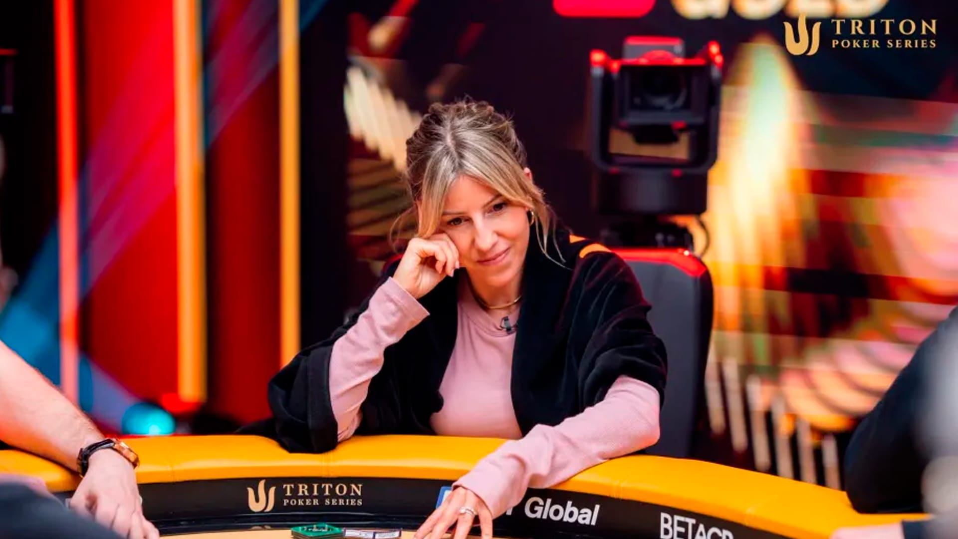 Kristen Foxen reina en el poker femenino con más de US$12 millones en ganancias