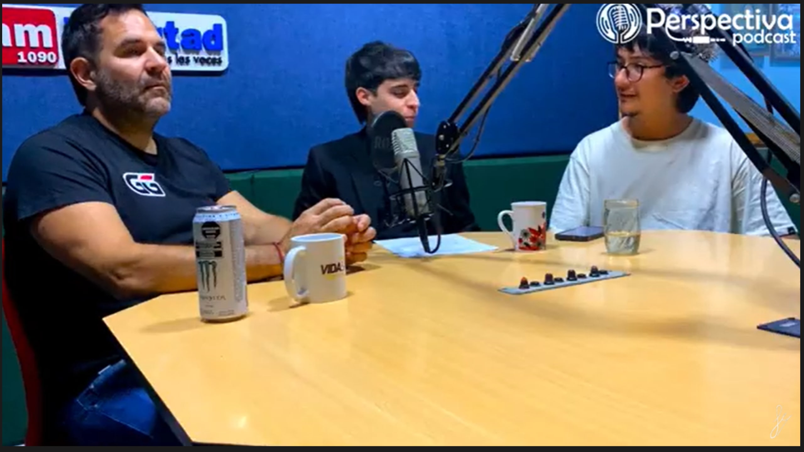 Black Neon Pixels Gamer Youtube Banner 14