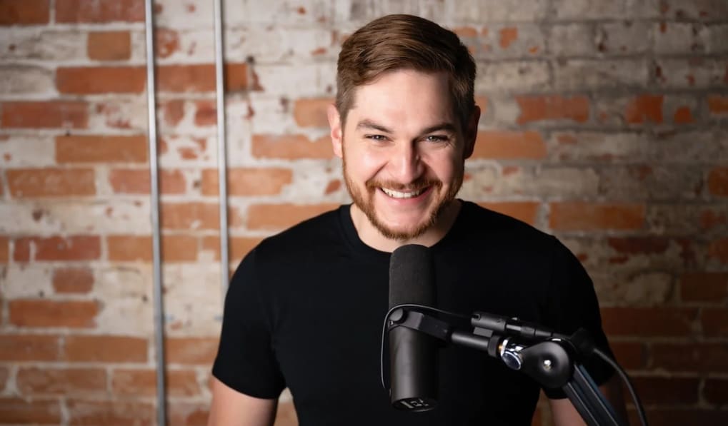 Psicología del poker y toma de decisiones en momentos críticos