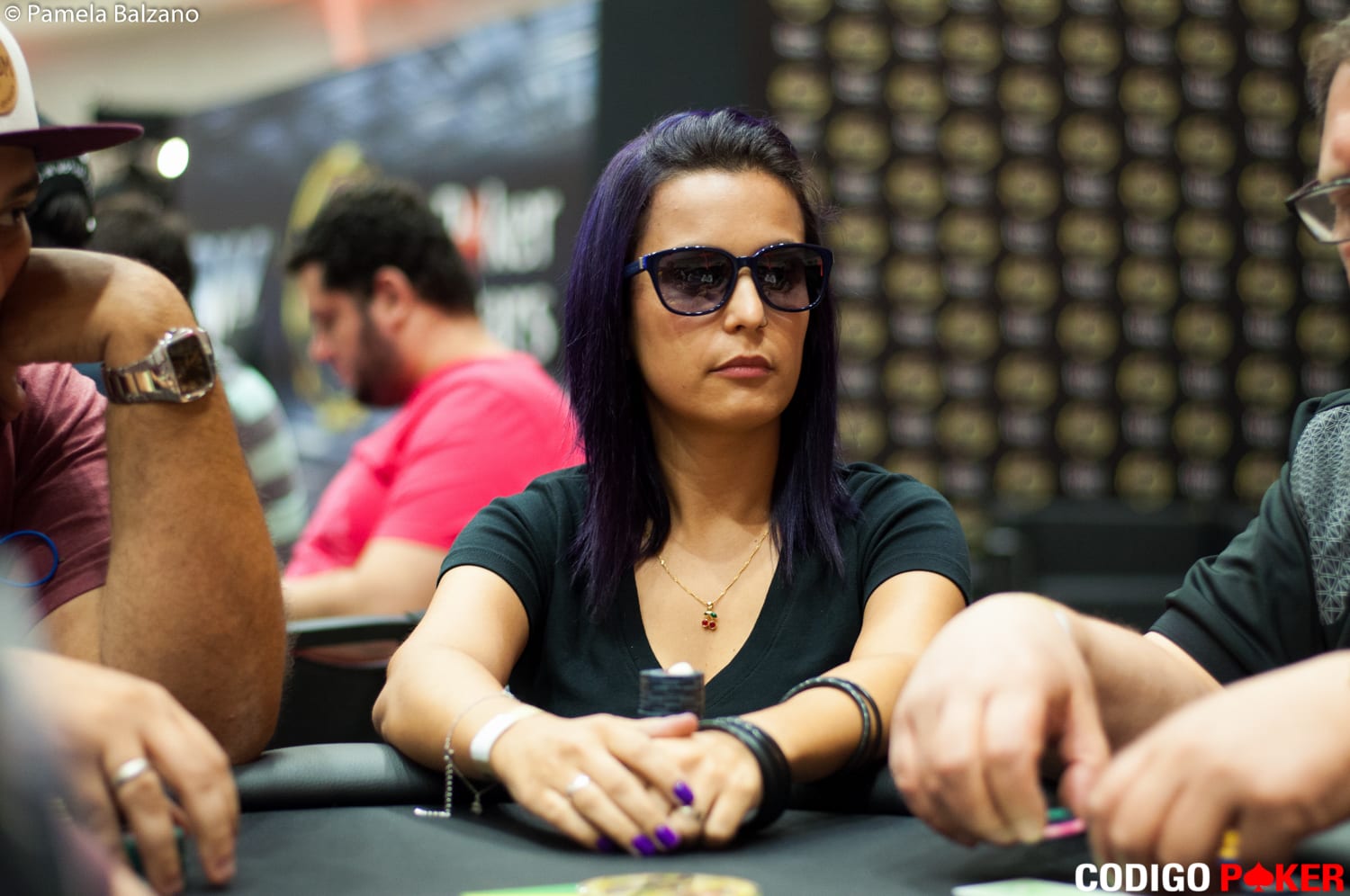 Renata na cola pelo titulo de Jogador do Ano