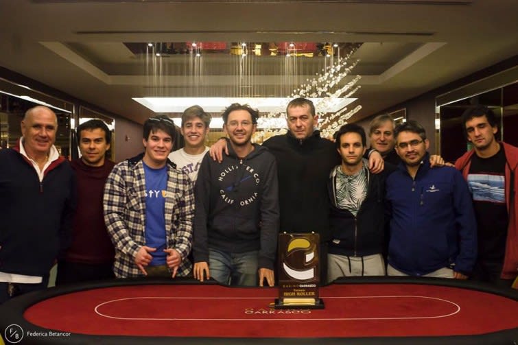 11760131_882491318483237_6371668014201233490_N