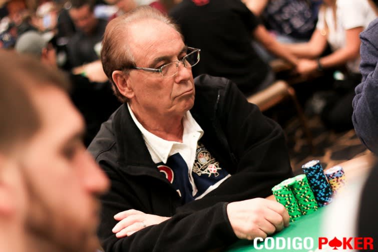 Nivel 9: “Con El Estómago Lleno” 12 Rafael Zelikowicz