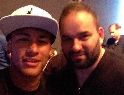 ¿Amos Ben tiene un nuevo refuerzo para su equipo de fútbol?