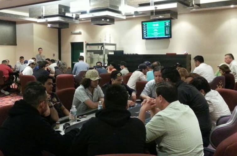 Pedro Tarango fue el líder en fichas del Día 1A en el Crown City Casino de La Paz