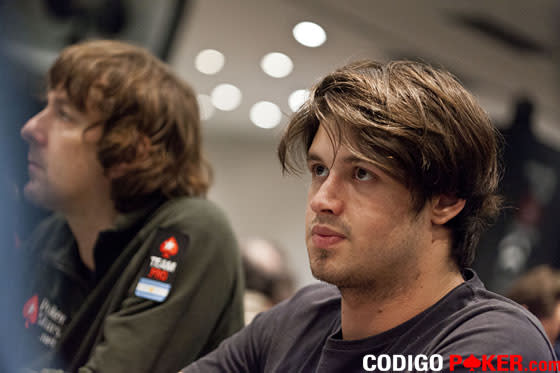 Alex Komaromi metió un bombazo en los paños virtuales de PokerStars