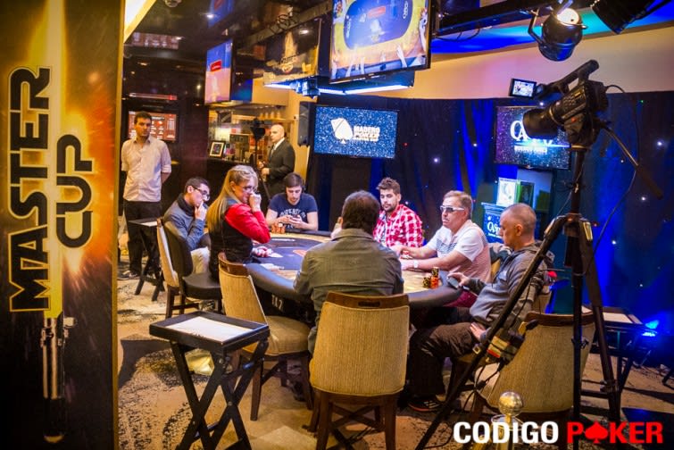 Shuffle Septiembre 2015 Master 8K