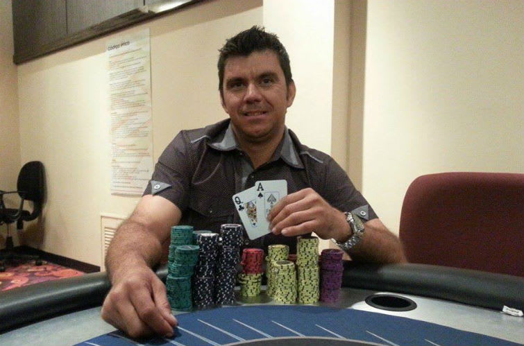 Alfonso Fuentes se llevó el High Roller de Crown City La Paz durante el fin de semana