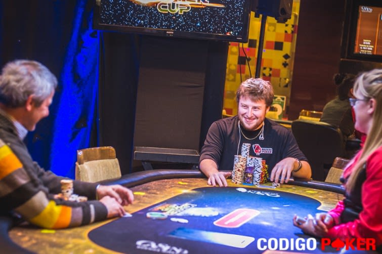 Hu Master 7K Septiembre 2015