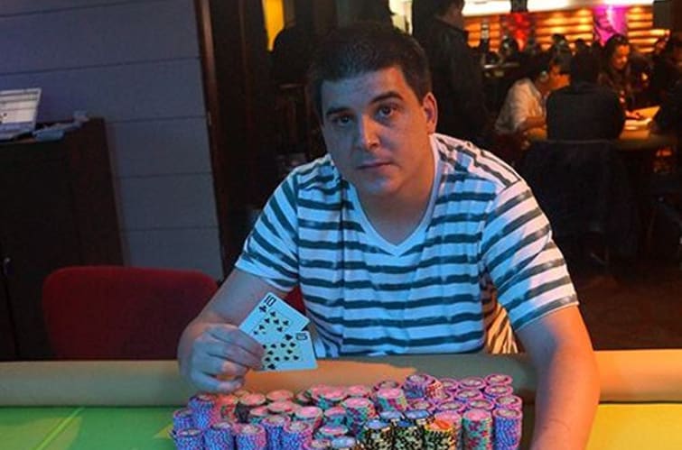 Julián Velásquez sellará su pasaporte en Brasil