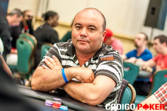 Daniel Larizzate lidera el ranking del City Poker League