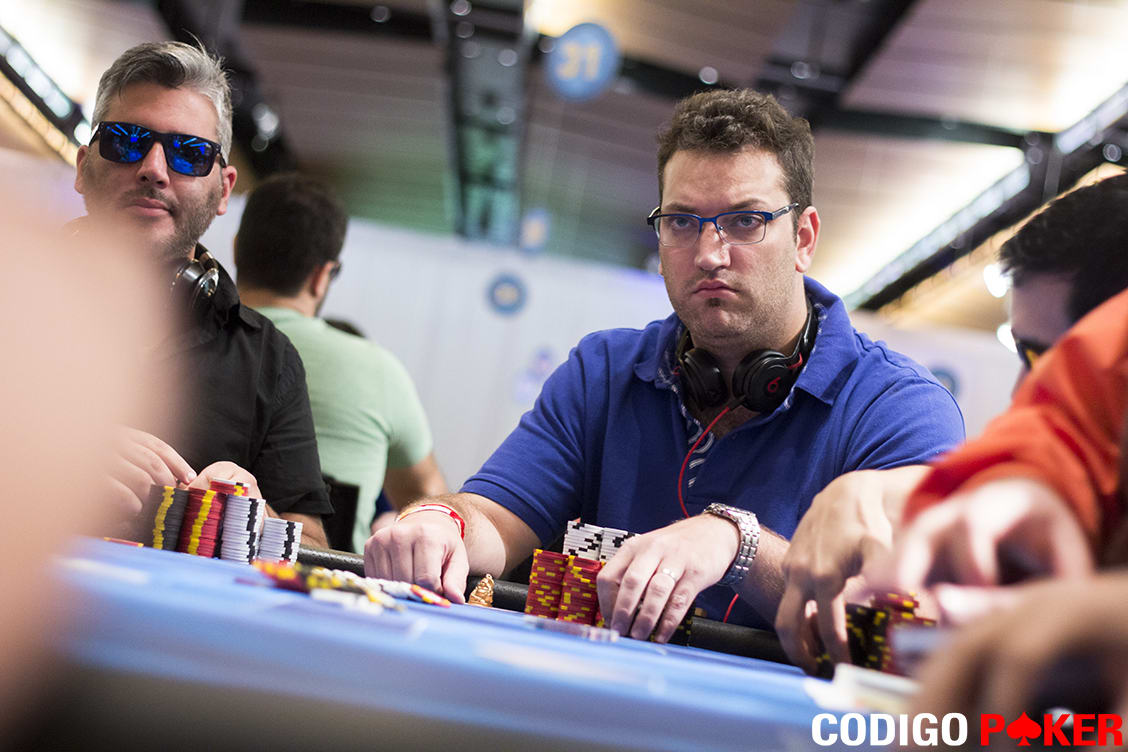 Los latinos, unidos, jamás serán vencidos