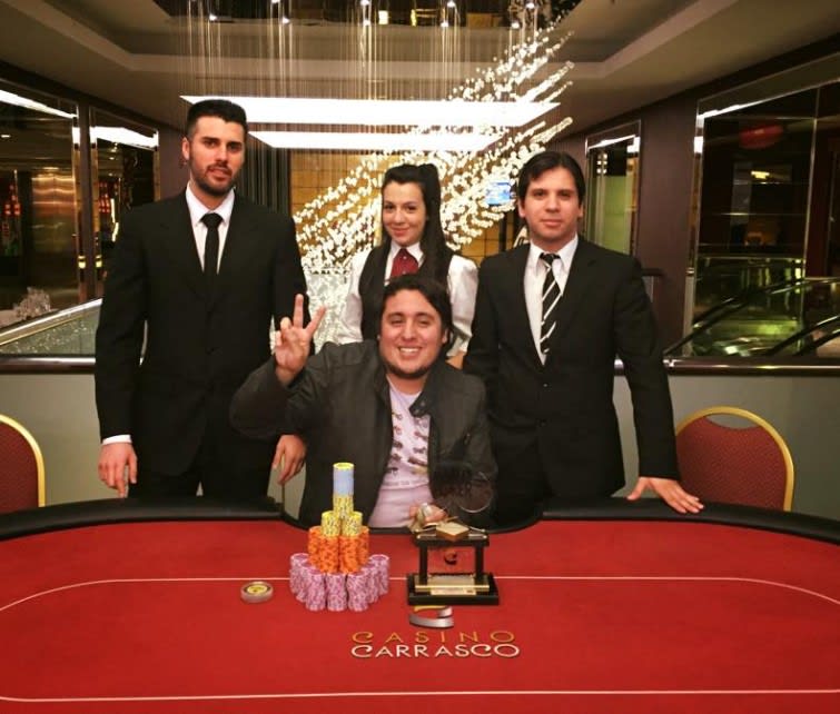 12250087_935150646550637_8969181247954339019_N