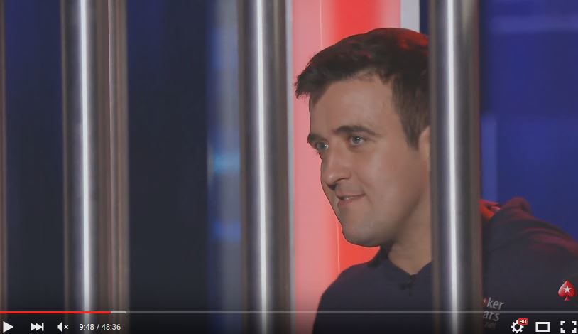 The Shark Cage: Akkari fue capturado, se arrancó y vivió para contarlo