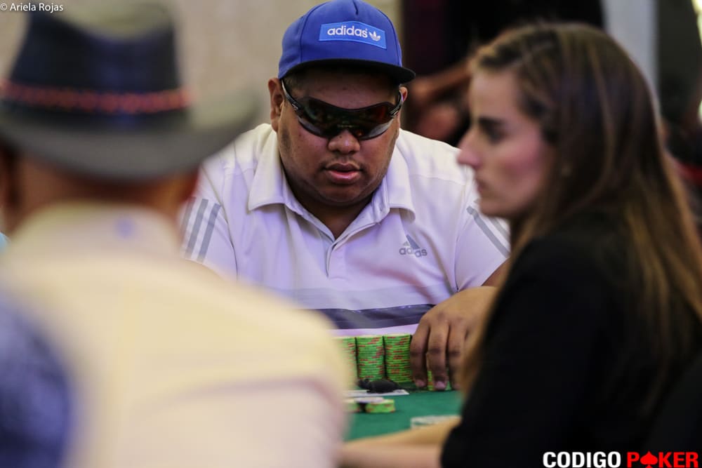 José Rivas busca el primer brazalete latino en la WSOPE