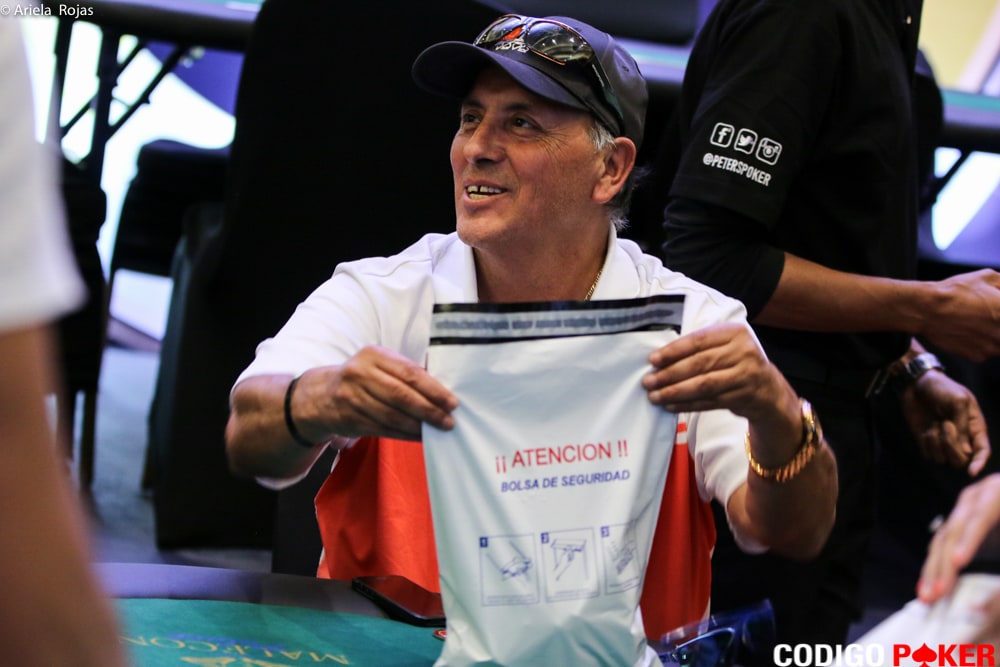 Peter&#8217;s Poker Tour: Félix Barriga lidera a los primeros clasificados