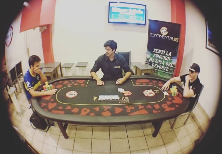 12345872_472763149570040_905471931_N