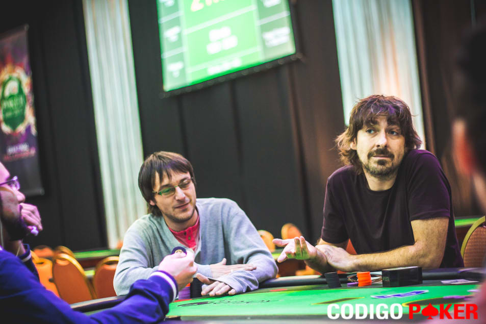 Fernandez Leo Conrad Diciembre 2015