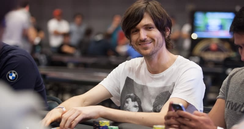 Joao Mathias deu aula no $215 Sunday Warm-up