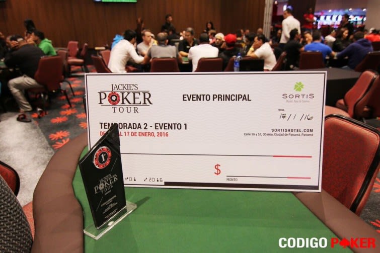 Trof&eacute;u De Campe&atilde;o 