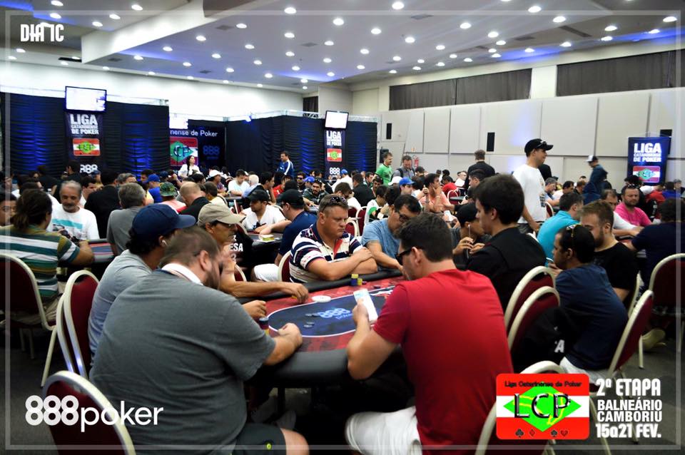 Liga Catarinense de Poker: 2º etapa é sucesso e ultrapassa garantido novamente