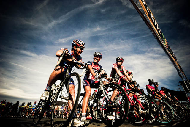 Perkins, Bilzerian y 1.2 millones de dólares en juego