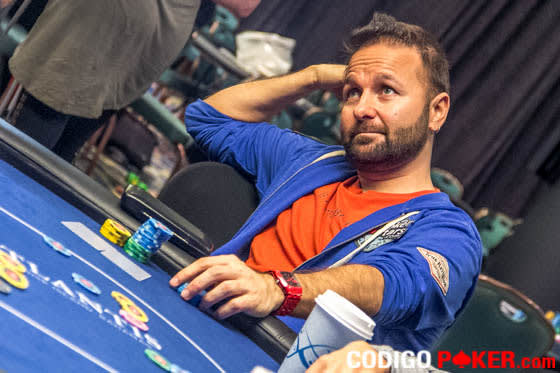 Negreanu volvió a jugar cash en vivo