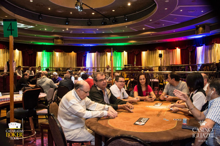 Cataratas Poker Tour: 13 clasificados al Día 2