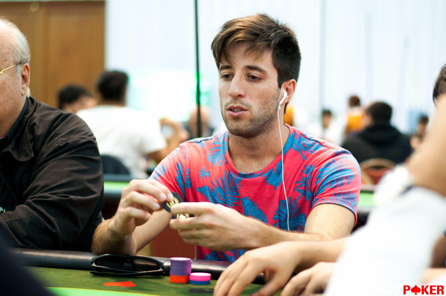 Grinder Report: un jueves diferente…