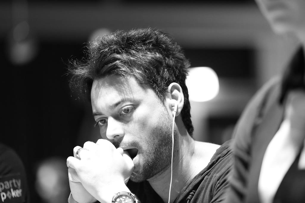 Matias Ruzzi, el último latino que pelea entre los tiburones