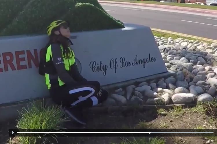 Abernathy le ganó la apuesta a Bilzerian