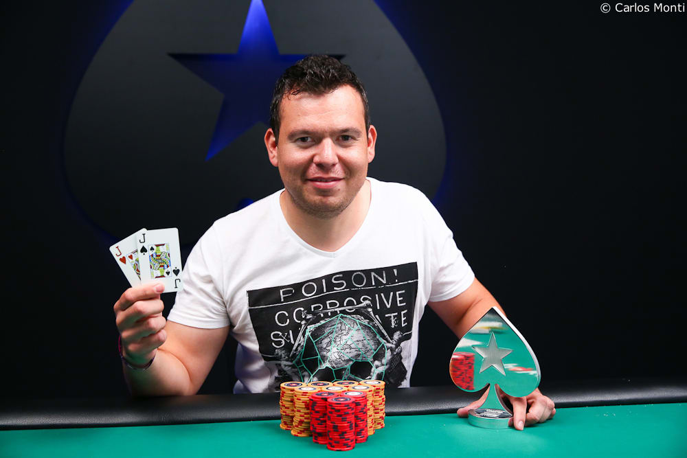 Vela y Montoya se metieron en cobros del WCOOP