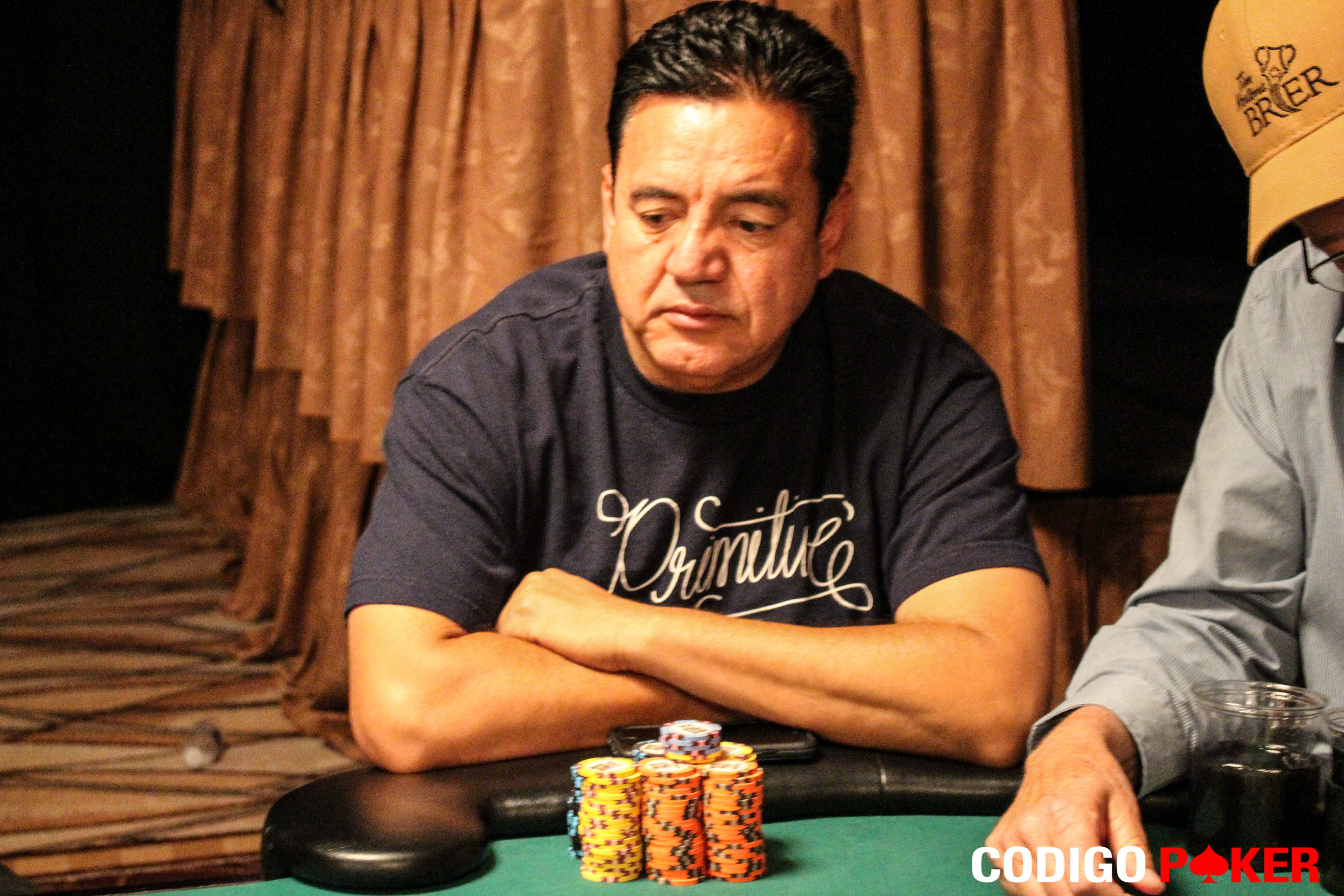 Velador se quedó cerca en el evento PLO High Roller