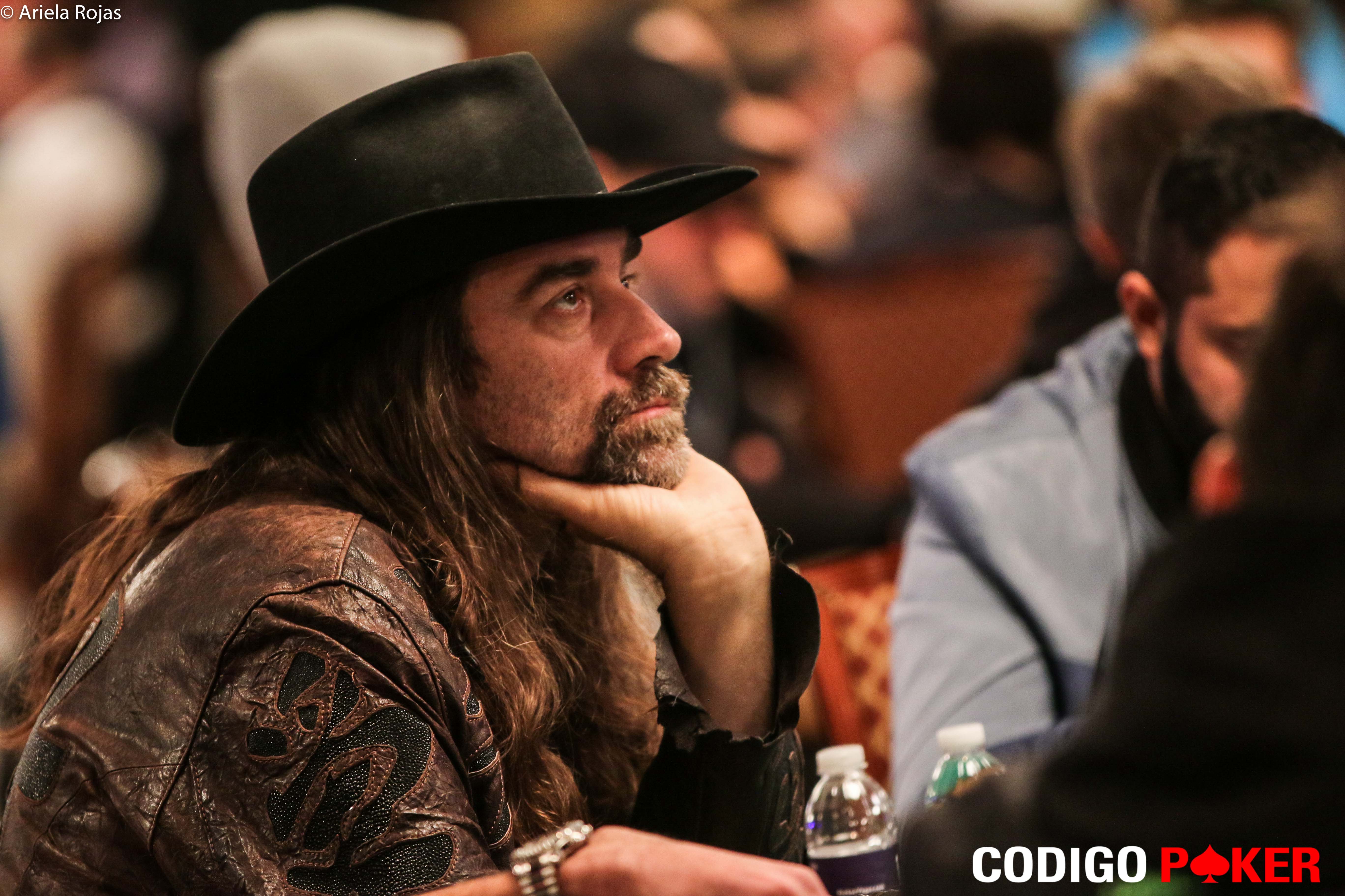 Carrel: «La gente no debería ser tan cruel con Ferguson»